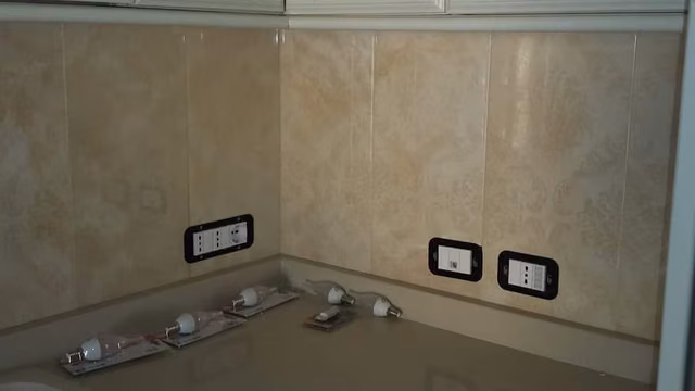 Bagno realizzato da CMI Impianti Tecnologici