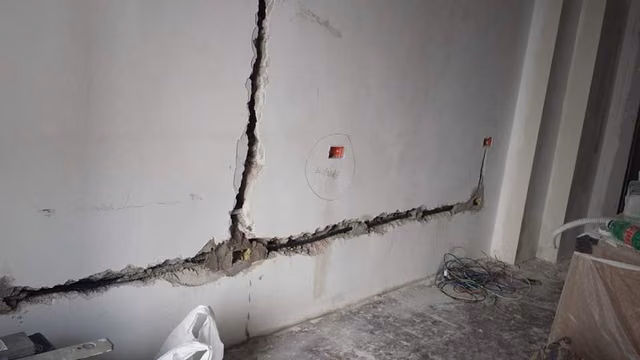 Foto di un intervento su un impianto elettrico realizzato da CMI Impianti Tecnologici