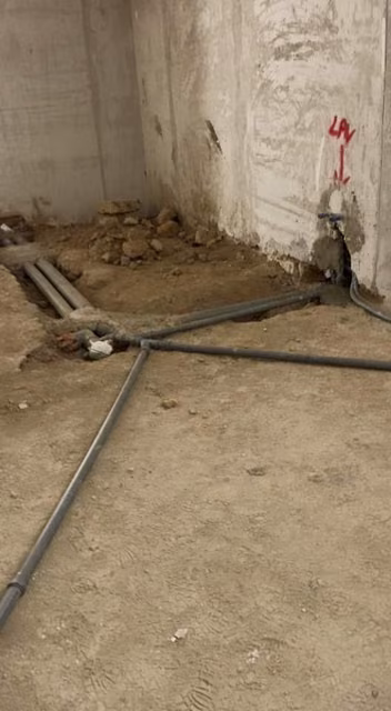 Foto di un intervento su un impianto idraulico realizzato da CMI Impianti Tecnologici